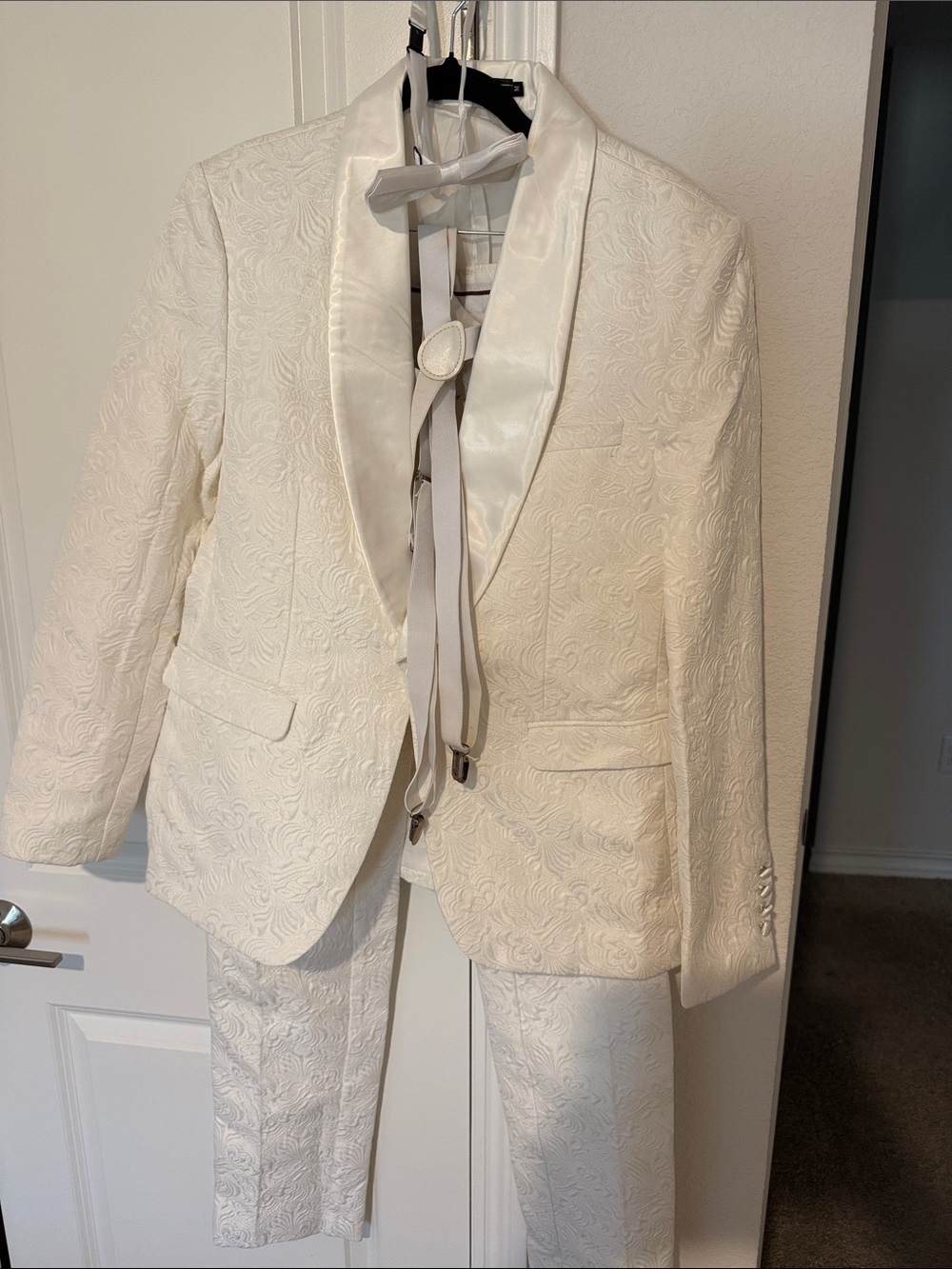 Ivory Embossed Shawl Lapel Tuxedo Jacket and Matching Pants